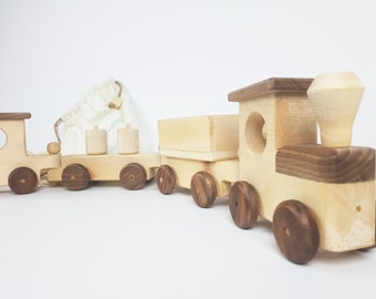 Houten speelgoedtrein - %100 Natuurlijk Speelgoed - 6 Grote Wagons