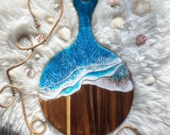 Large Round Wood Resin Ocean Cheeseboard, beach art, ocean art, gift sets, gift ideas, holiday gift