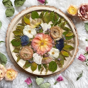 Custom Pressed 12-inch round  flower tray, bouquet preservation, floral preservation, wedding bouquet, flower preservervation