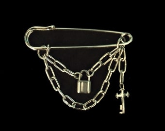 Lock & Key Stainless Steel Pin: Customizable Chain Brooch