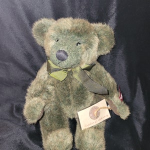 Russ vintage collection plush teddy bear Timperley