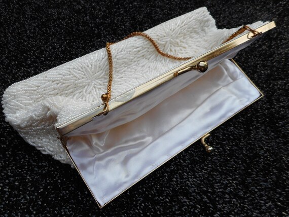 White Vintage Beaded Purse - One of a Kind Clutch… - image 5