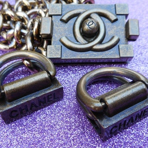 Chanel Bag Vintage Mademoiselle Squeeze Lock Brass - Rare Chanel - 3 Pieces Everlasting Brass Double C Logo Hardware - Custom Belt
