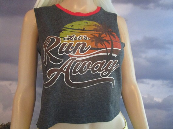 Vintage Crop-top - Women's Clothing - Sunset Grap… - image 2