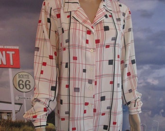 1970's Vintage Blouse - Business - Dress Blouse - Retro Blouse - Shoulder Pad Blouse - 70's Fashion - Made In USA Vintage - Travel - Elegant
