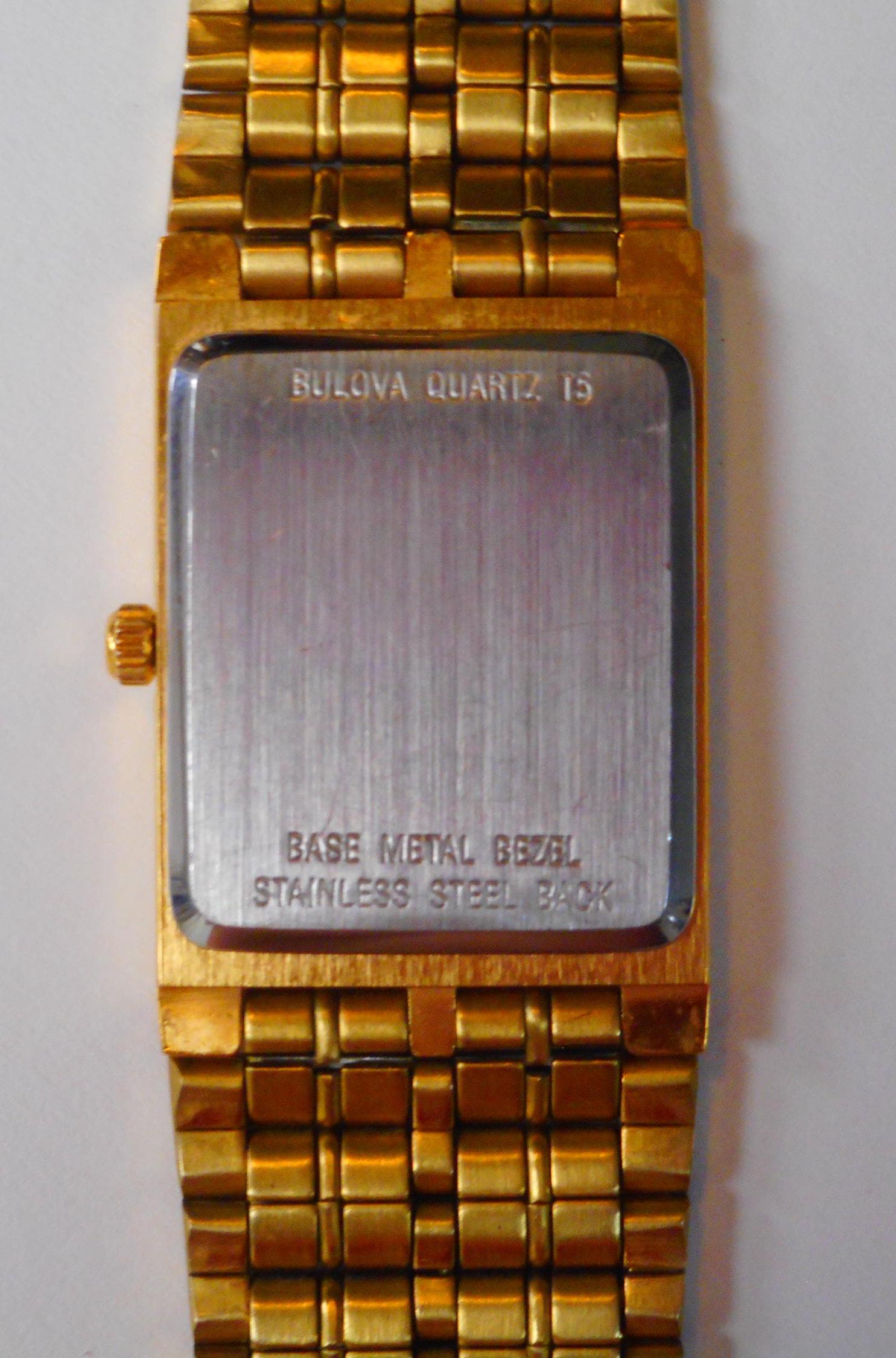 Bulova Vintage Watch - 1970's Men's Gold-tone Bulova Quartz