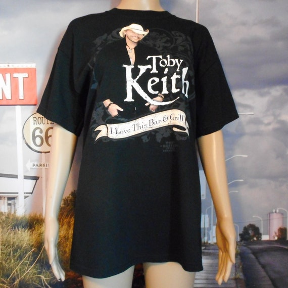 Toby Keith I Love This Bar & Grill T Shirt Graphic Shirt Etsy