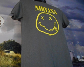 00s y2k nirvana smile ヴィンテージTシャツ バンT 00s y2k nirvana smile ヴィンテージTシャツ バンT
