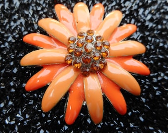 Vintage Orange Flower Brooch - Flower Brooch Pin - Pin - Brooch - Pin - Clip - 1960's Hand-painted Enamel Brooch - Bright Happy Accessory