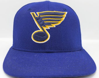 St Louis Blues Vintage New Era Fitted Hat - NHL Hockey Baseball Style Cap - 100% Wool - Made in USA - 5950 - Size 7 - Free SHIPPING