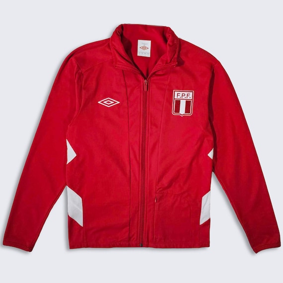 Peru Umbro Soccer Track Jacket - Red & White Light Weight Coat - Stitched On Logos - Zipper Closure - Size Men's Small ( S ) - FREE SHIPPING