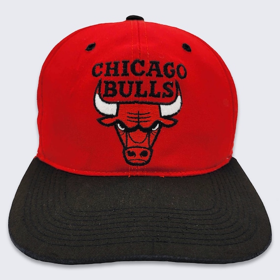 Chicago Bulls Vintage 90s Sports Specialties Snapback Hat - NBA Basketball Red Twill Baseball Cap - One Size - FREE SHIPPING
