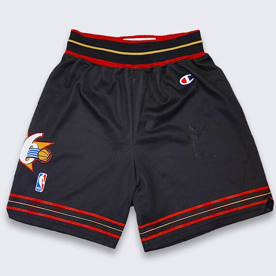 Philadelphia 76ers Vintage 90s Champion Basketball