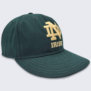Notre Dame Fighting Irish Vintage 90s Pro Line Fitted Hat - Green Color Baseball Style Cap - Made in USA - Size : 7 1/4 - Free SHIPPING