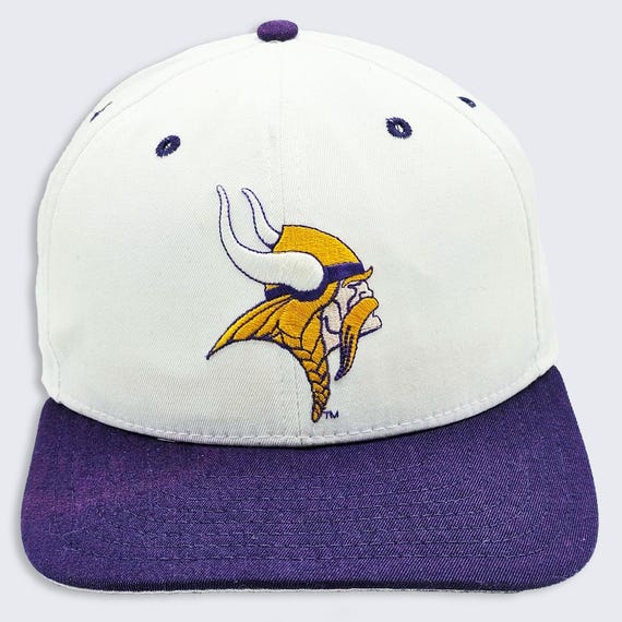 Minnesota Vikings Vintage New Era Snapback Hat - NFL Officially Licensed Product - Made in USA - One Size Fits Most ( M/L ) - Free SHIPPING