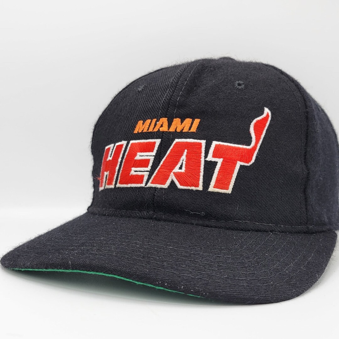新品 レアヴィンテージ 80s NBA MIAMI HEAT ブラック XL Vintage 80s 90s Miami Heat NBA Basketball Script Snapback Hat Cap