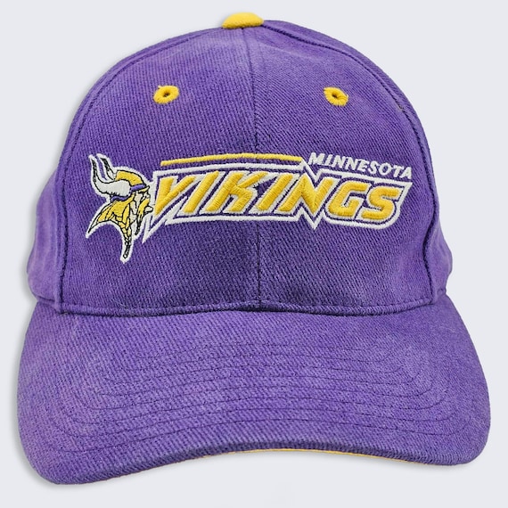 Minnesota Vikings Vintage 90s Logo Athletic Snapback Hat - NFL Officially Licensed Product - Purple Color - One Size - Free SHIPPING