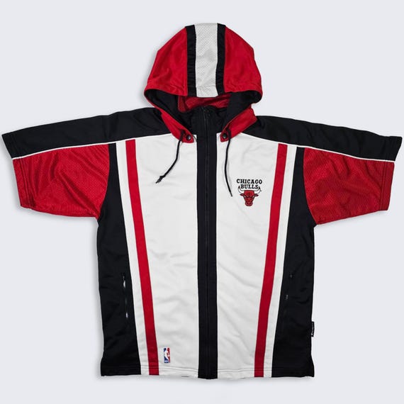 Chicago Bulls Vintage 90s Champion Warm Up Shooting Shirt - NBA Basketball Jersey Hooded Uniform - Men's Size : Medium ( M ) - FREE Shipping