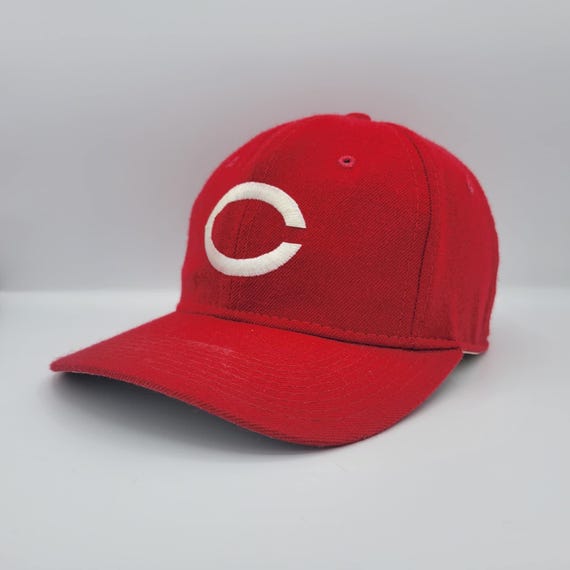 Cincinnati Reds Vintage 90s Sports Specialties Fitted Hat - 100