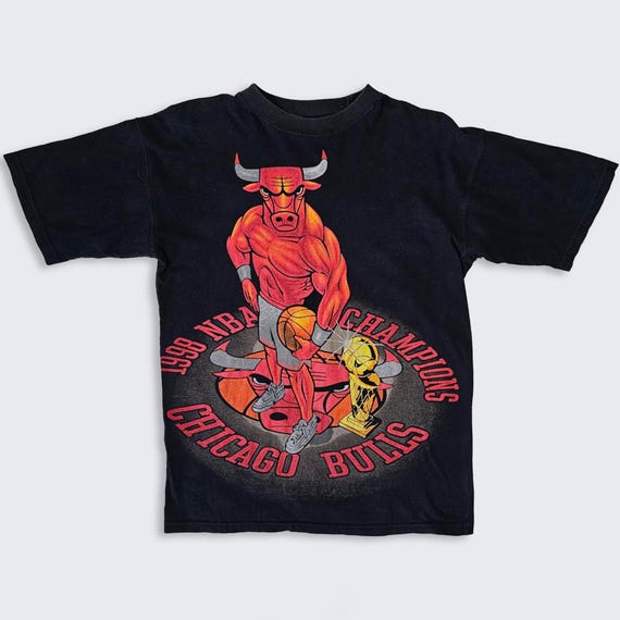 Chicago Bulls Vintage 90s Championship Cartoon T-Shirt - Black Color Tee - 1998 NBA Champions - Men's Size : Medium ( M ) - FREE SHIPPING