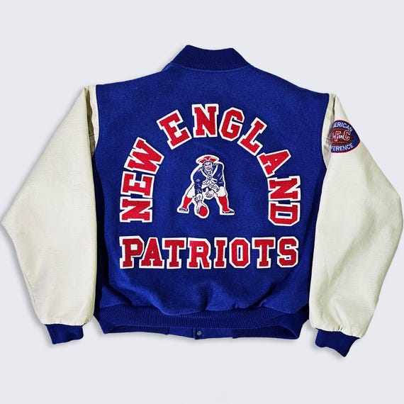 New England Patriots Vintage 80s Chalk Line Varsity Jacket - NFL Football Coat - Made in USA - Size Men's : 2XL ( XXL ) - Free Shipping
