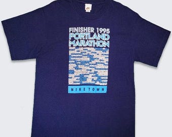 Portland Marathon Vintage 90s Nike Niketown T-Shirt