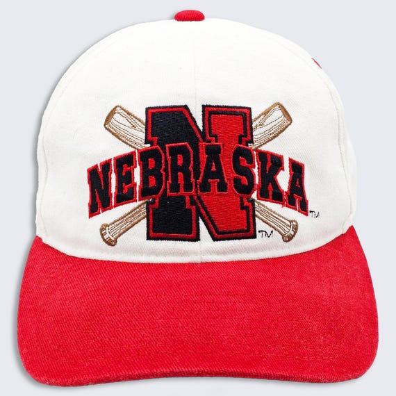 Nebraska Huskers Vintage 90s Starter Baseball Hat - White Color Baseball Style Cap - Stitched On Logos - One Size Fits All - FREE SHIPPING