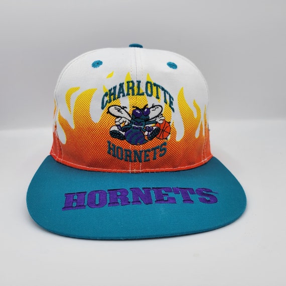 Charlotte Hornets Vintage 90s On Fire Flames Snapback Hat -  México