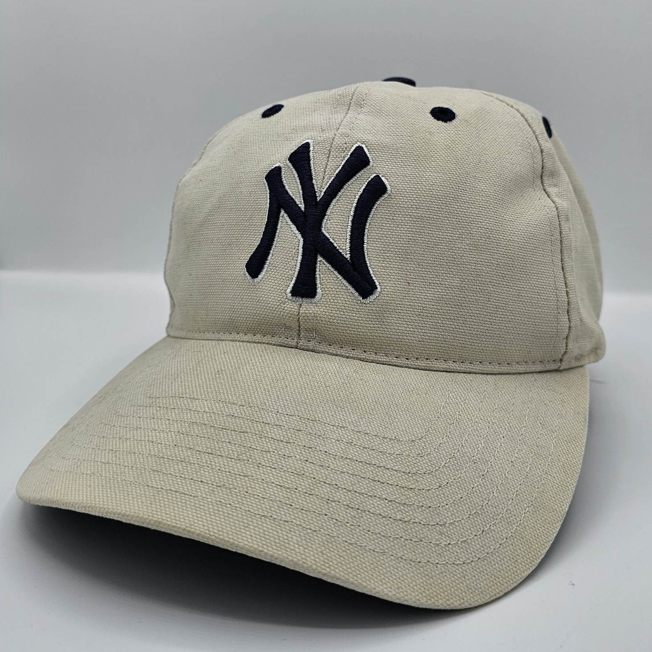Vintage Cooperstown Collection New York Yankees Embroidered Logo Green 7  1/2 Hat