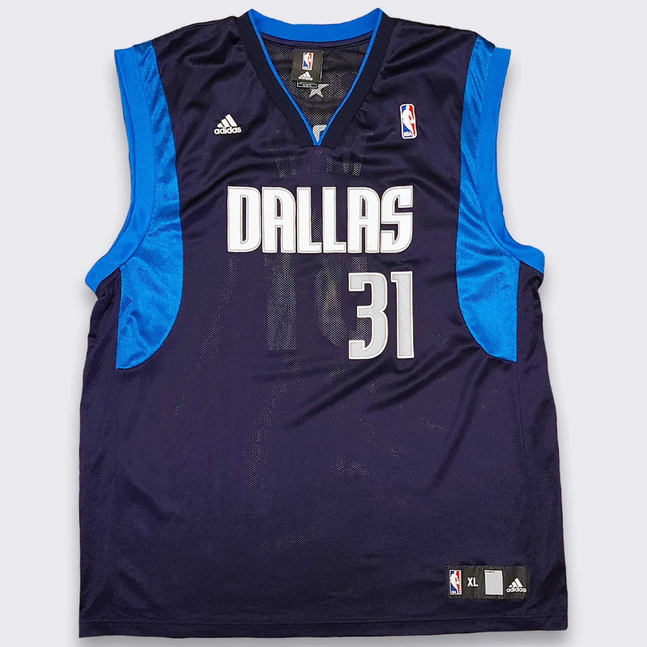 Dallas Mavericks Gift Guide: 10 must-have Dirk Nowitzki items
