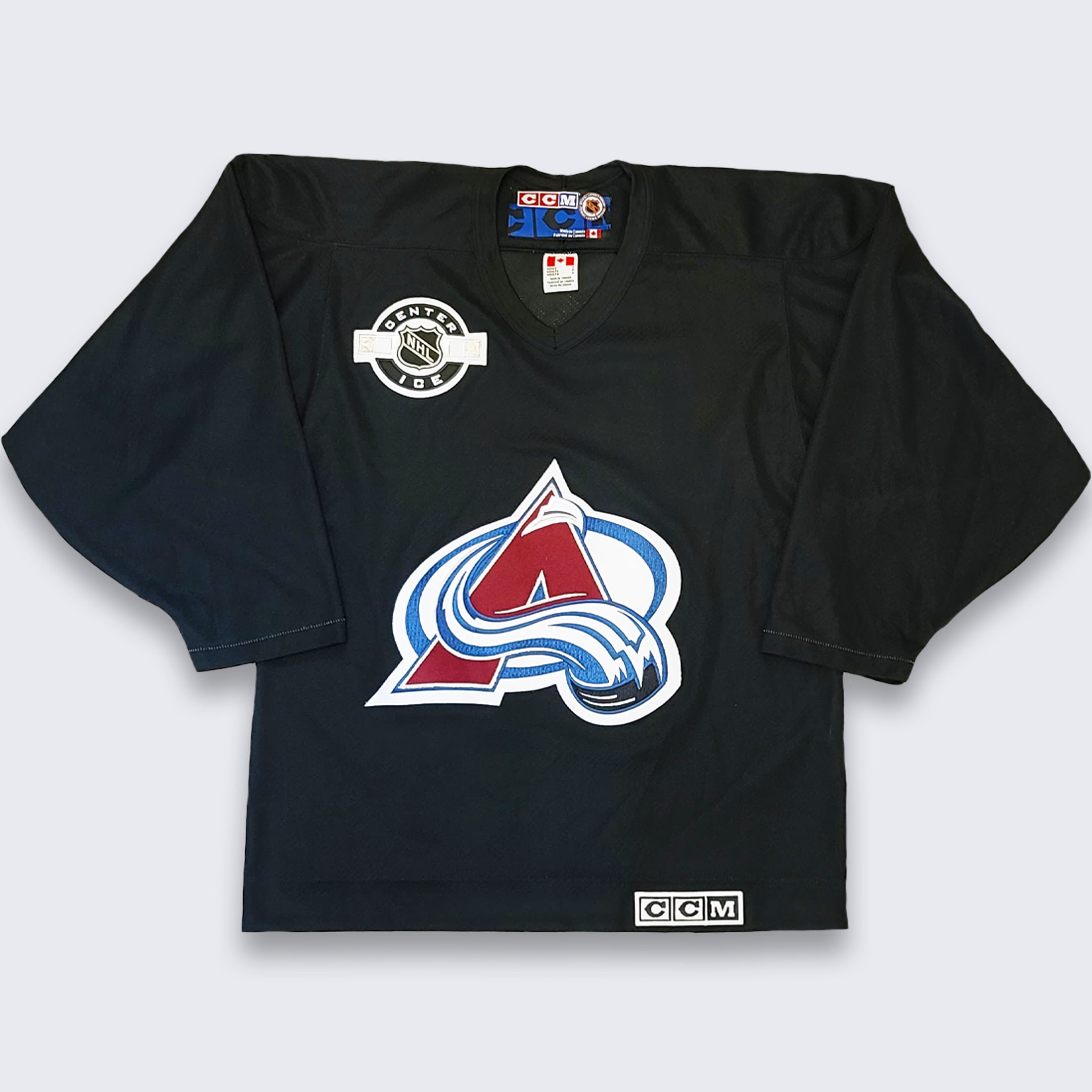 Colorado Avalanche team use's practice jersey