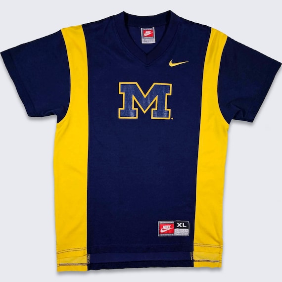 Michigan Wolverines Vintage 90s Nike Warm Up Basketball Jersey Shirt - Fab 5 - Navy Blue Practice Shirt - Size Men's Small - FREE SHIPPING