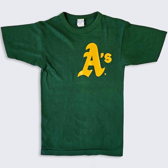 Oakland A's Athletics Vintage 70s Single Stitch T-Shirt - Green Color Tee - Made in USA - Men's Size : Small ( S ) - FREE Shipping