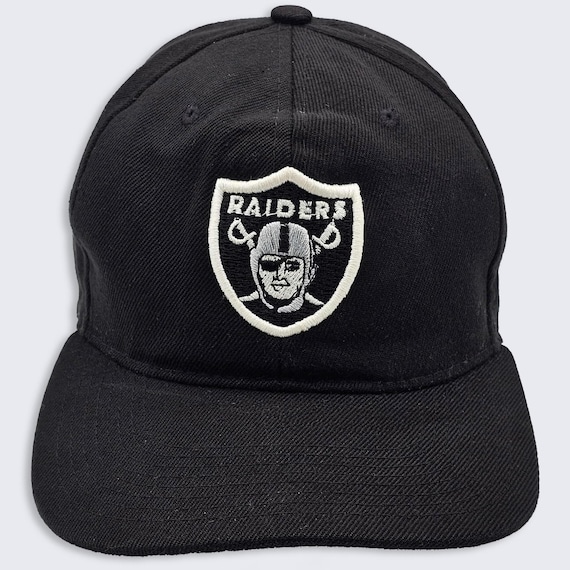 Oakland Raiders Vintage New Era Snapback Hat - NFL Football Black Color Cap - Stitched On Logos - One Size Fits All - FREE SHIPPING