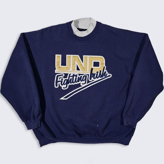Notre Dame Fighting Irish Vintage 90s Crewneck Sweatshirt - Navy Blue College University Sweater - Made in USA - Size : 2XL - FREE SHIPPING