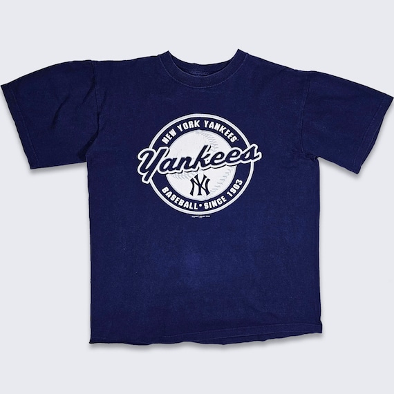 New York Yankees Vintage Y2K Majestic T-Shirt - MLB Baseball Navy Blue Tee -  Men's Size Medium ( M )- FREE SHIPPING