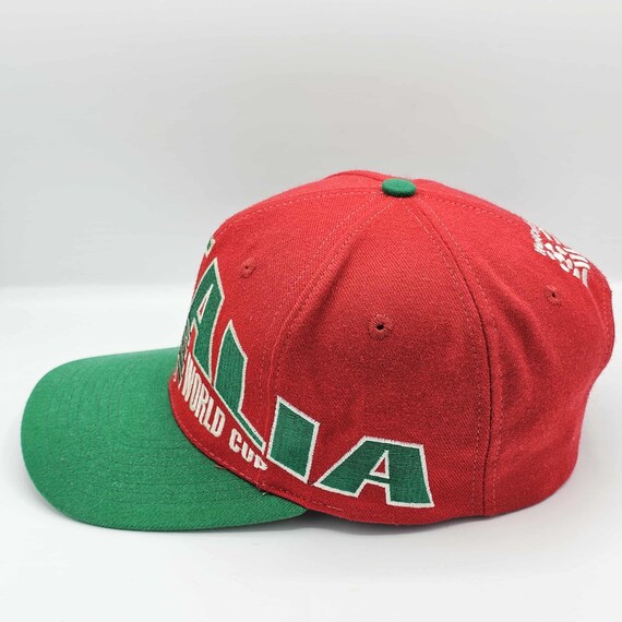Italy Vintage 90s World Cup Soccer Snapback Hat - Apex One  display picture 3