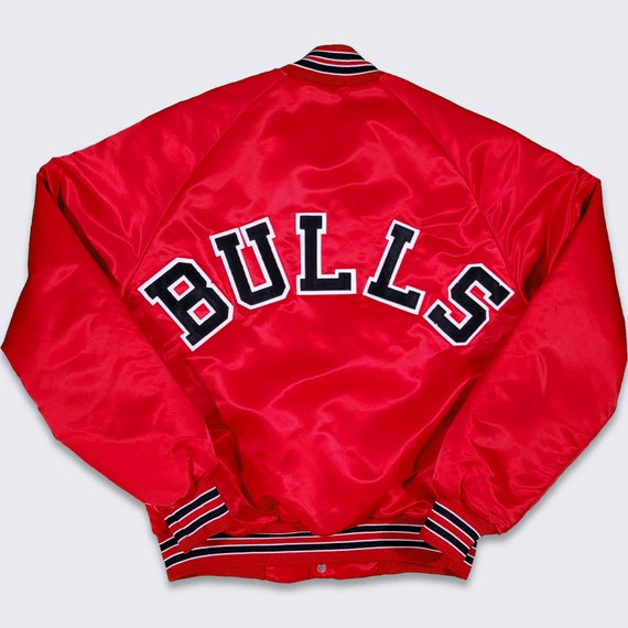 Chicago Bulls Vintage 80s Chalk Line Satin Bomber… - image 1