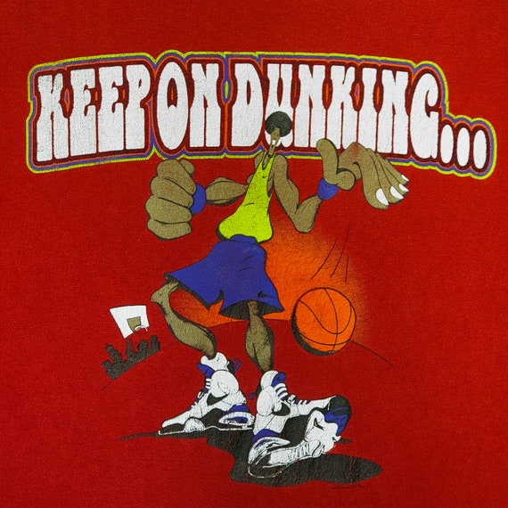 Nike Vintage 90s Keep on Dunking Basketball T-Shirt - Double Side Graphics - Made in Ireland - Red Color - Fits Men's Small - FREE SHIPPING