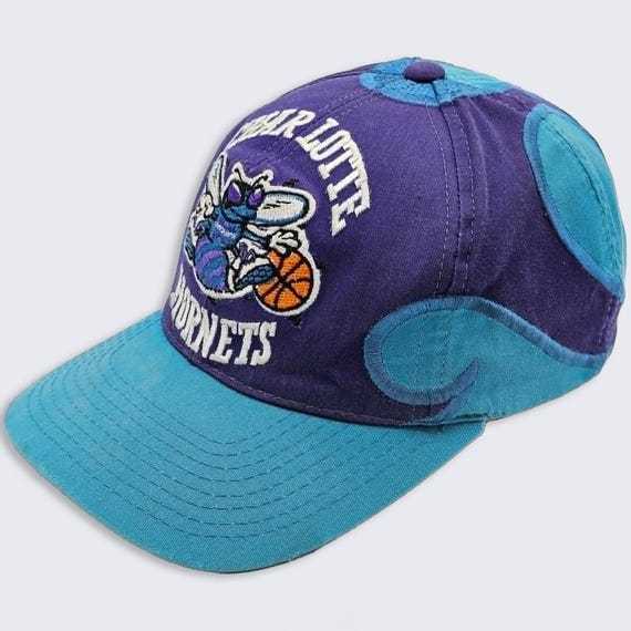 Charlotte Hornets Vintage 90s Starter Flames Fire Snapback Hat