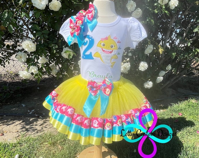 Girl's Outfit