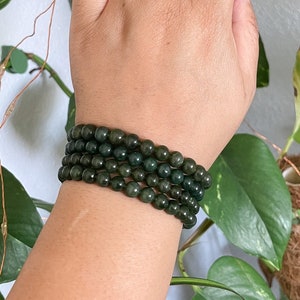 Green Jade Crystal Stretch Bracelet 7mm