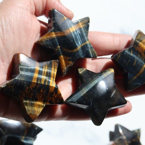 Blue with Yellow Tiger&#39;s Eye star