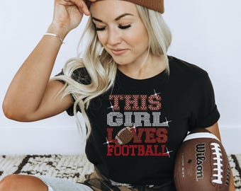 Fotboll, Den här tjejen älskar fotboll, fotbollsstrass, t-shirt