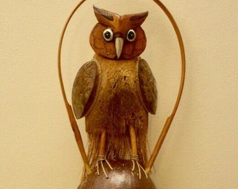 Campanilla de viento móvil para jardín hecha a mano de madera de bambú y coco con forma de búho y pájaro