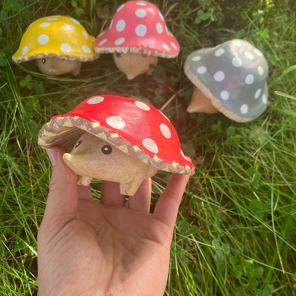 Toadstool hedgehog Hand Carved Bamboo Wooden Indoor Outdoor Natural mushroom