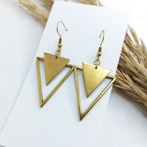 Erde Element Symbol Gold Ohrringe, doppelte Dreieck baumeln Ohrringe, Boho chic Geburtstag Geschenk für sie, geometrische ethnischen handgemachten Schmuck
