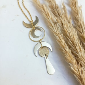 Phases of the moon necklace, witch jewelry, alchemy gothic jewelry, witchy moon necklace, gift for witch, occult, pagan wiccan necklace