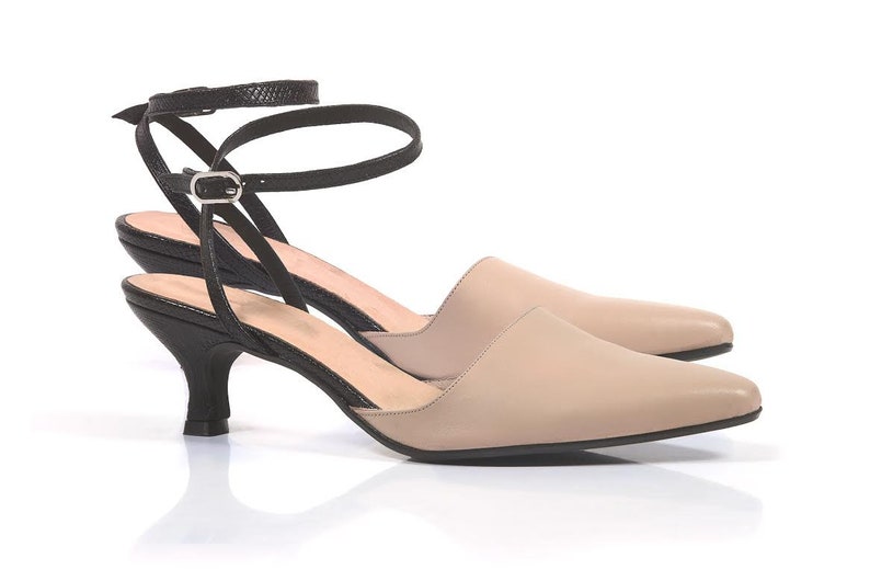 nude small heel shoes