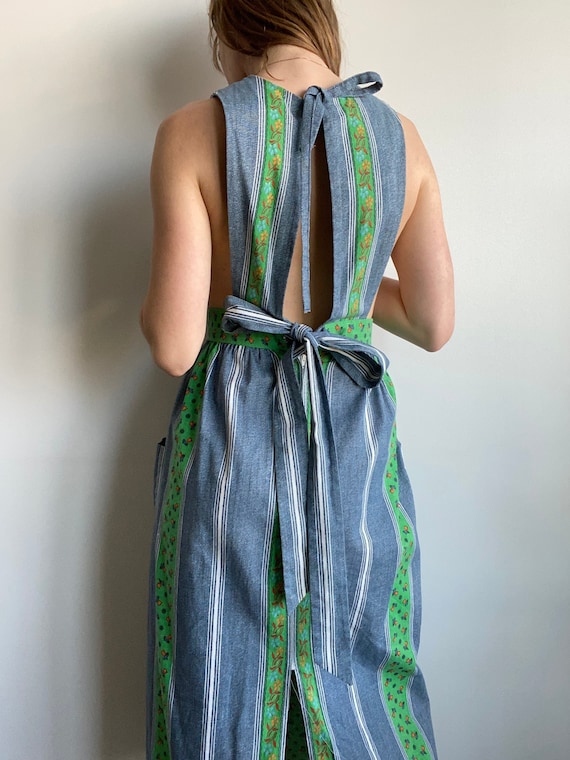 Vintage Apron Dress with Ties / 28" Waist